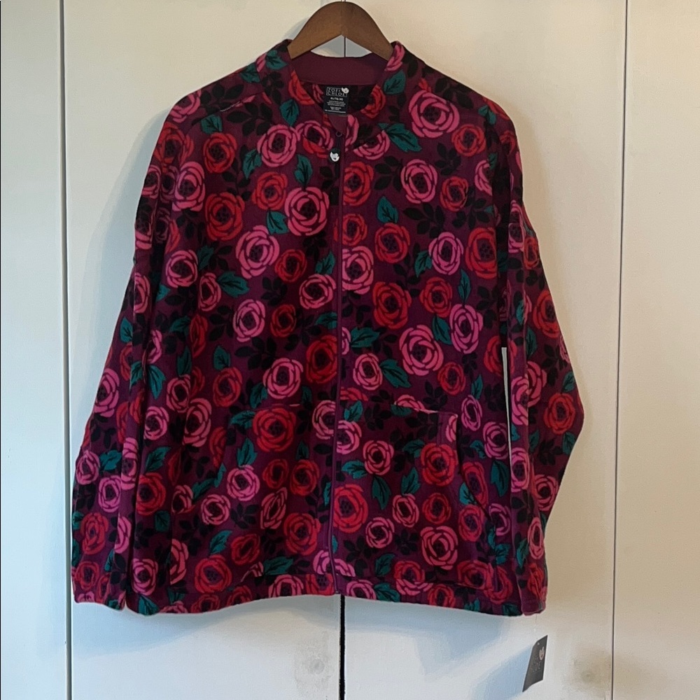Maroon Jacket/Sweater with Floral Design, zipper down